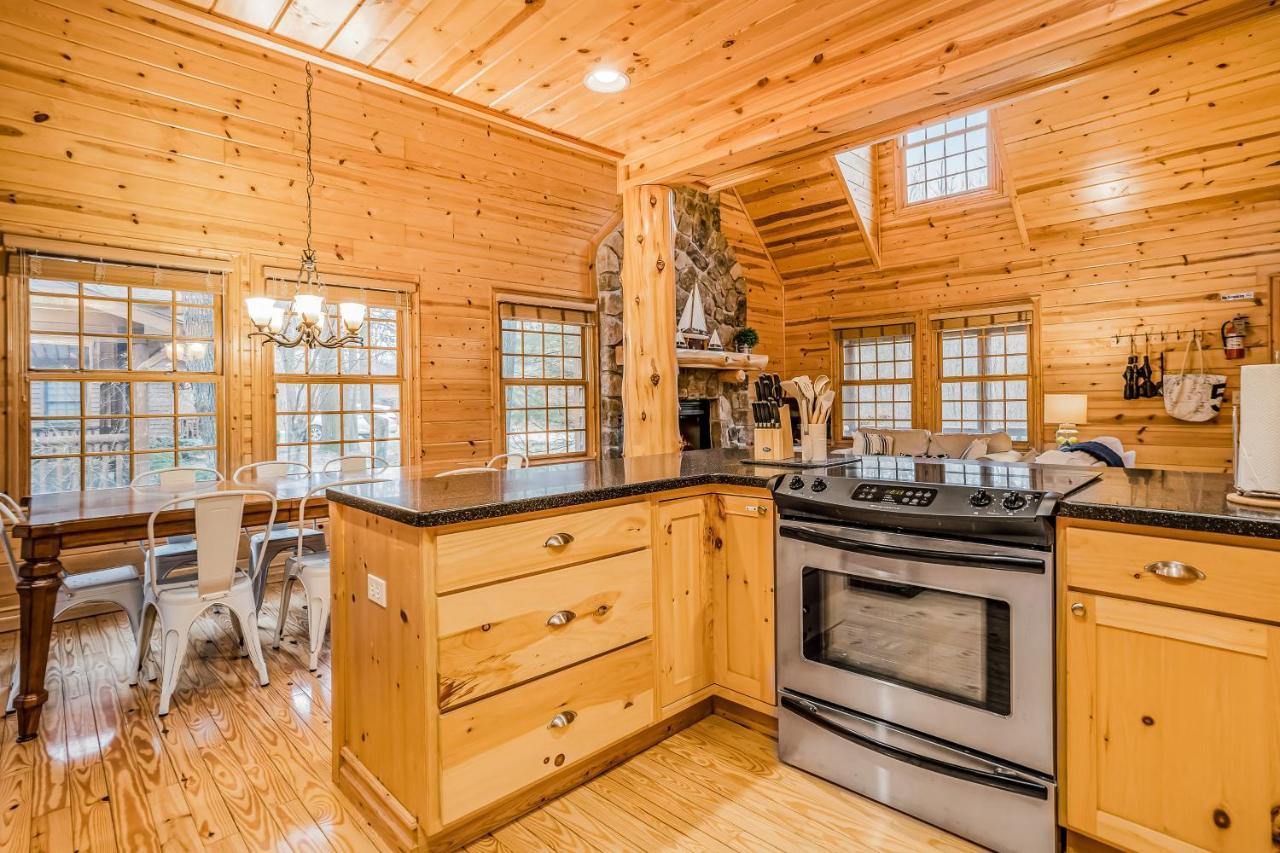 Kingfisher Cove Cabin 19 Saugatuck Εξωτερικό φωτογραφία